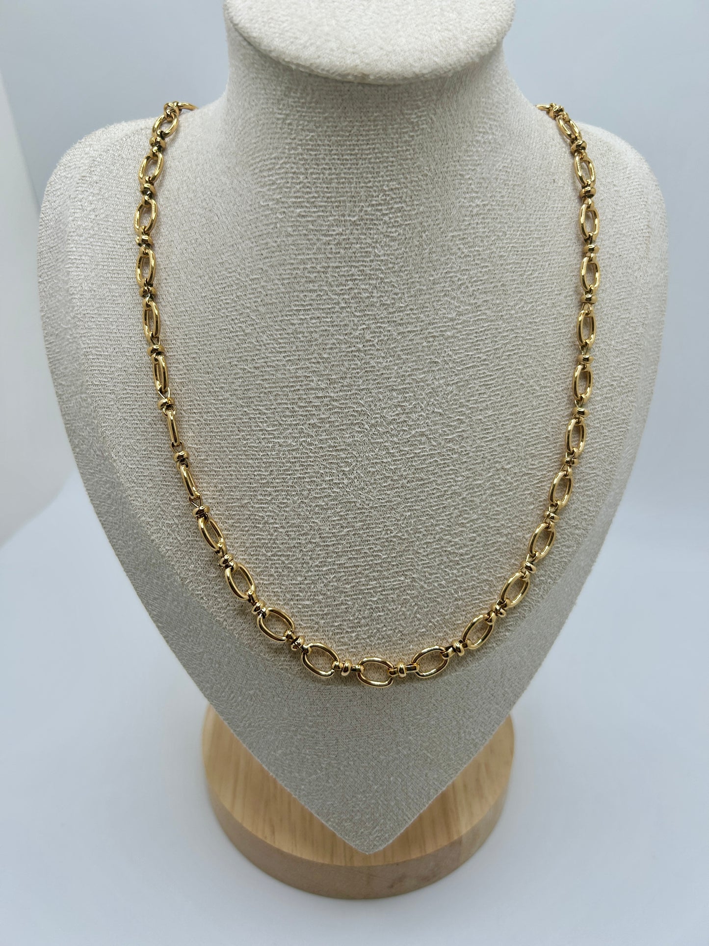 Oval Link Necklace