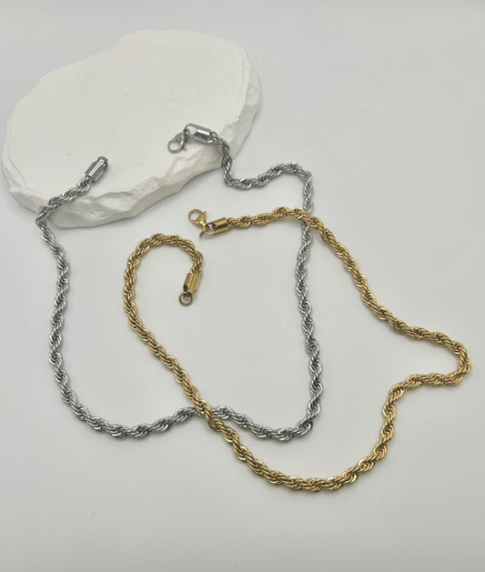 Trendy Twist Necklace